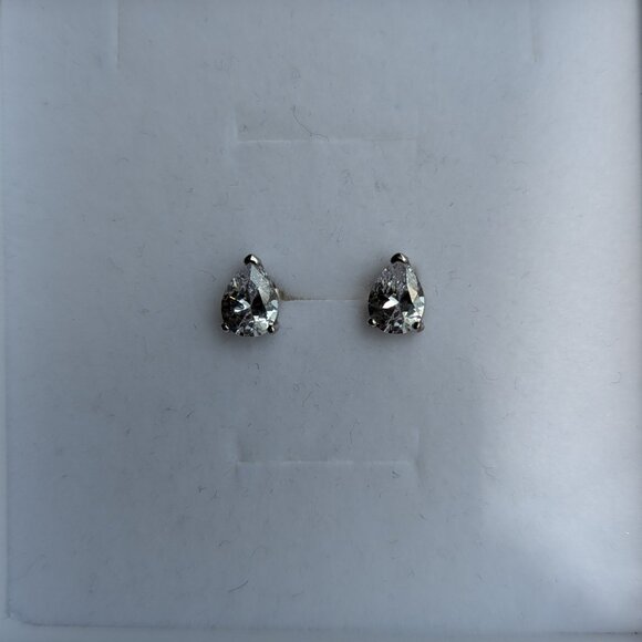 *NEW* Pear Shaped 925 Sterling Silver Earrings 💎🍐 - Picture 1 of 7